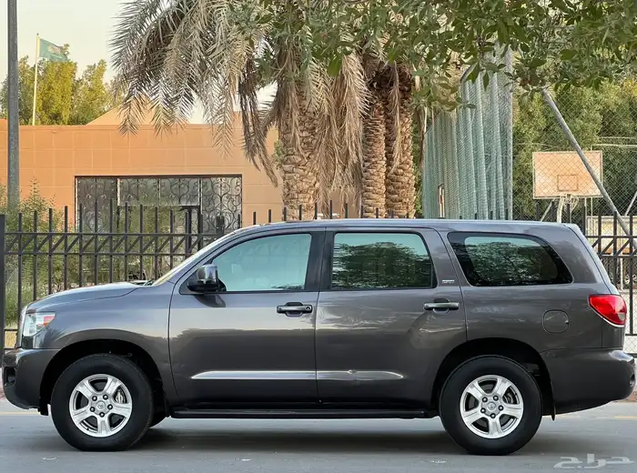 تويوتا سكويا 2015 سعودي 3