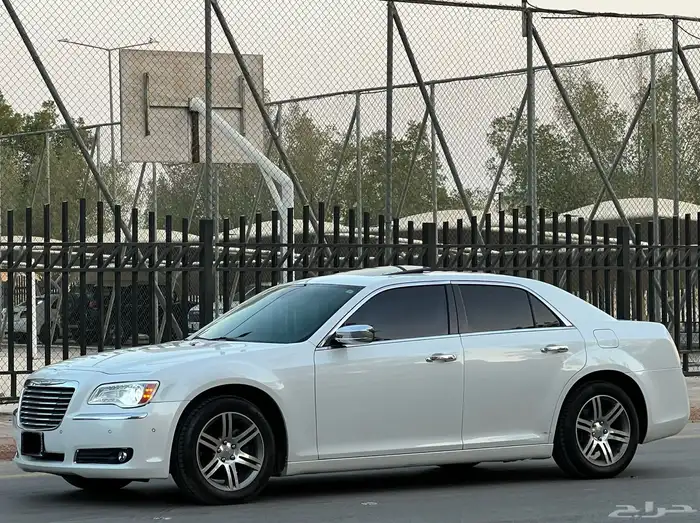 كرايزلر 2014 V6 فل سعودي 3