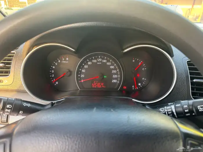 البيع سورنتو 2015 8
