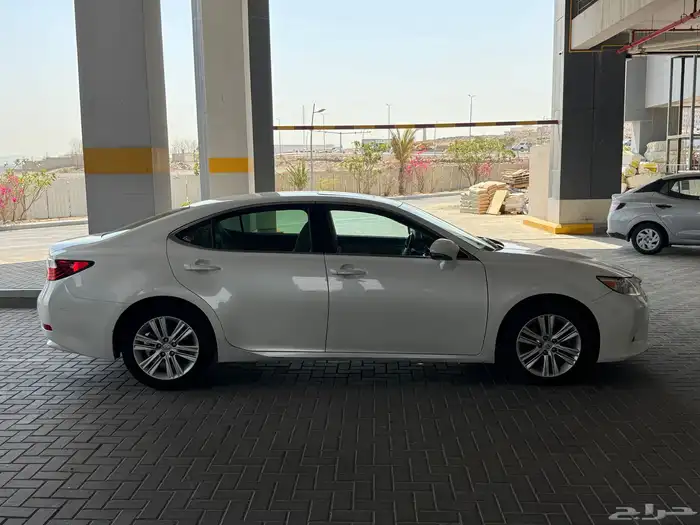 لكزس ES 6 سرندل 2015 وكاله 33