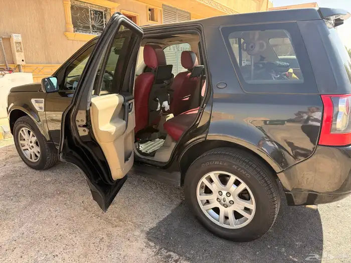 للبيع Land Rover LR2 موديل 2010 14