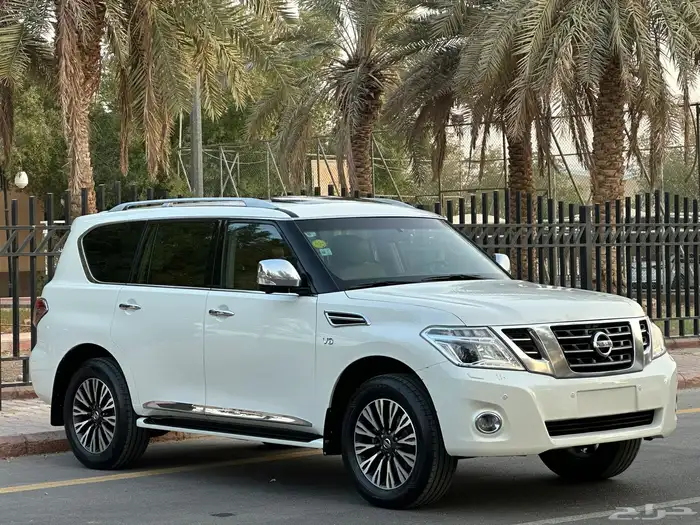 نيسان باترول موديل 2014 سعودي بلاتينيوم فل كامل V8 1