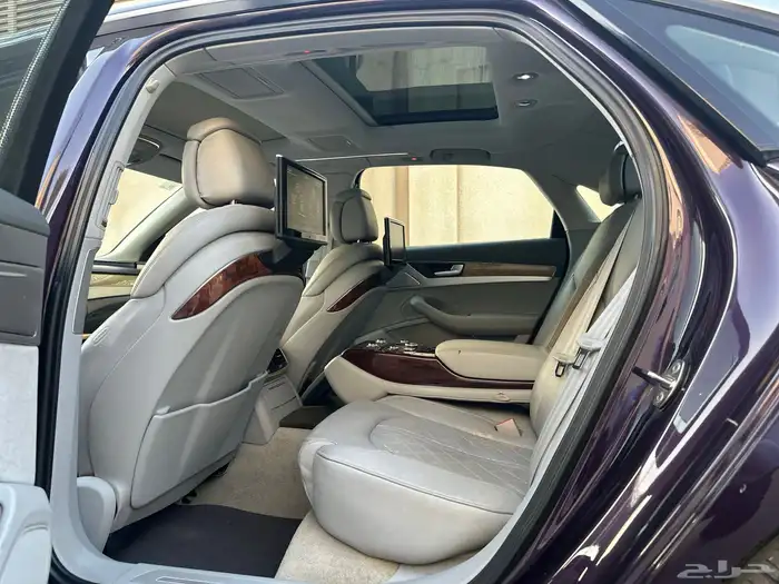 اودي Audi A8 مخزن 2012 19
