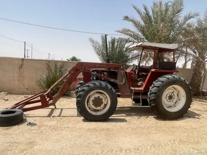 حراثه معها شوكه وبكت موديل 2003 نوع فيات 1