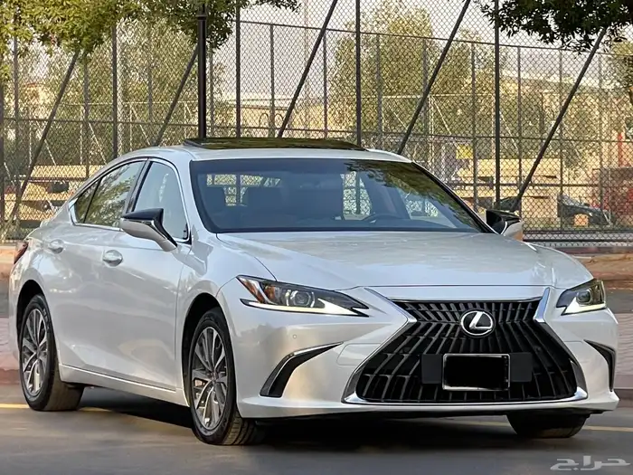 لكزس-ES300h-2023(ممشي86الف) 6