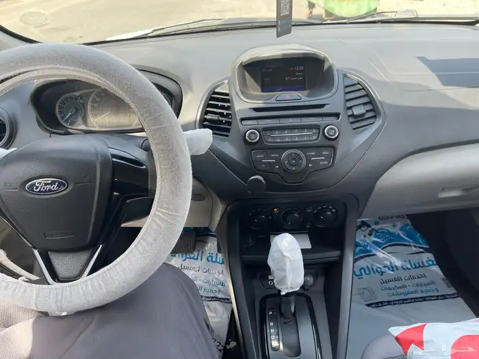 سيارة فورد فيجو 2018 10