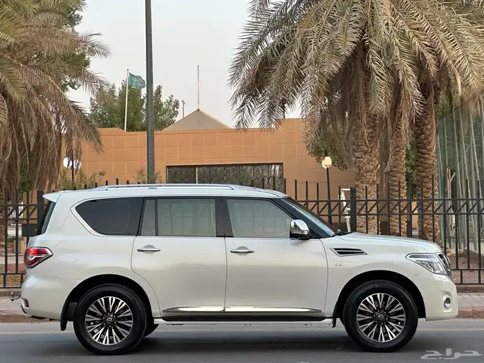 نيسان باترول موديل 2014 سعودي بلاتينيوم فل كامل V8 9