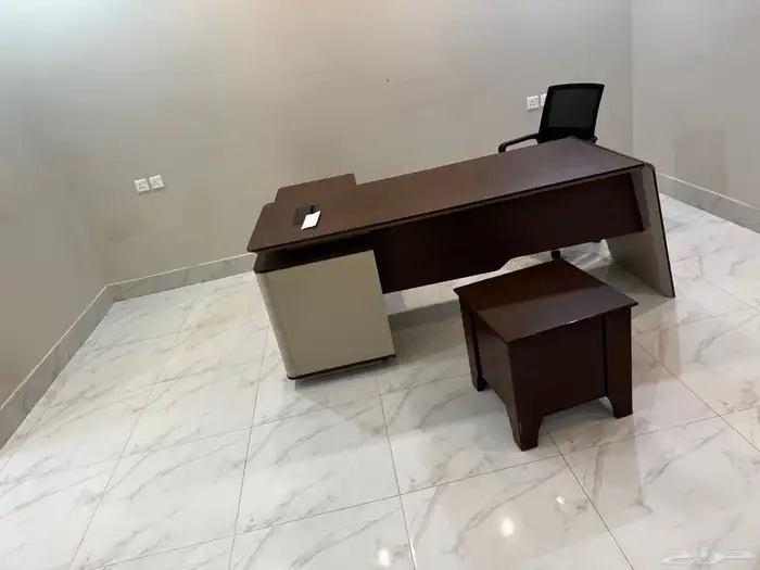اغراض مكتب 5