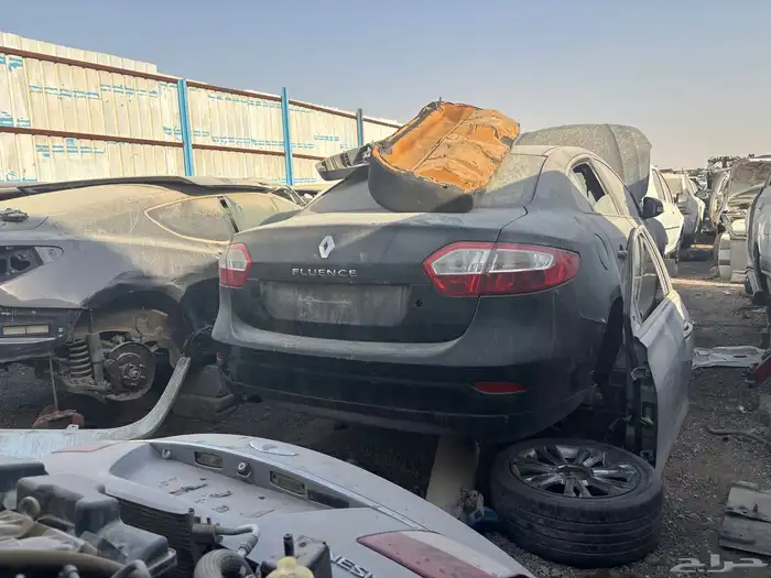 تشليح قطع غيار مستخدم جميع أنواع الرينو 0