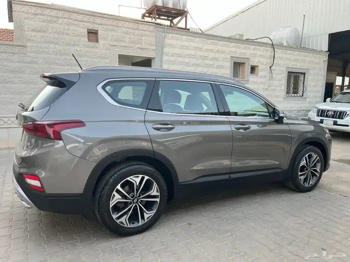 سنتافي 2019 بنزين سقف بانوراما دبل 7 مقاعد لدى قمة الاطلال 13