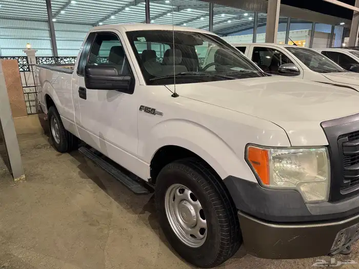 للبيع فورد F150 موديل 2013 v8 2