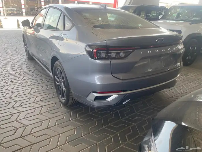 فورد تورس فئةامبيانتي   تيتانيوم 4