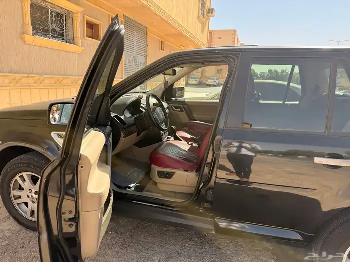 للبيع Land Rover LR2 موديل 2010 15
