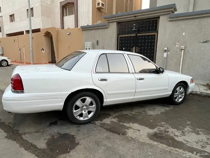 فورد 2008 بوليسي 25