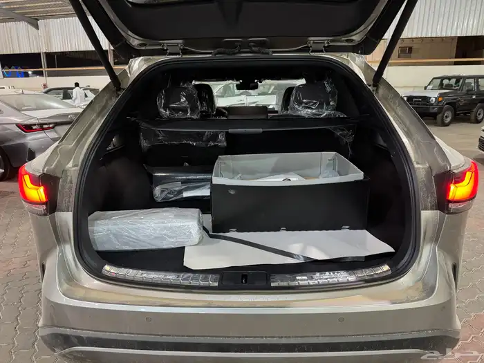 لكزس RX350 فئة BB بنزين 2025 14
