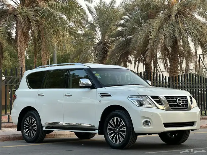 نيسان باترول موديل 2014 سعودي بلاتينيوم فل كامل V8 3