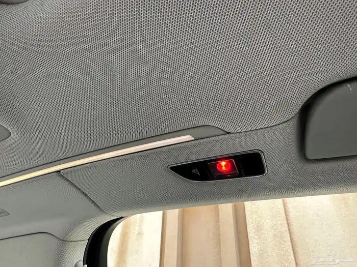 اودي Audi A8 مخزن 2012 26