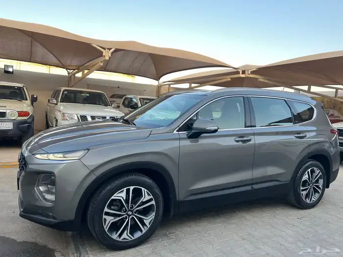 سنتافي 2019 بنزين سقف بانوراما دبل 7 مقاعد لدى قمة الاطلال 27
