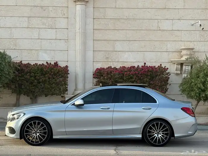 c200 AMG نظيف 2015 3