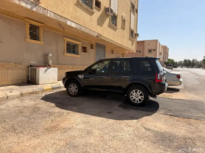 للبيع Land Rover LR2 موديل 2010 1