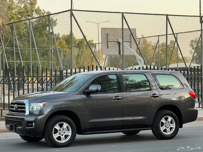 تويوتا سكويا 2015 سعودي 1