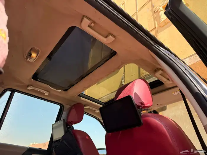 للبيع Land Rover LR2 موديل 2010 10