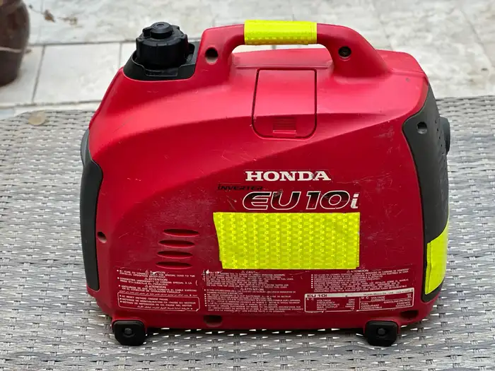 ماطورهوندا كاتم الاصلي 1000 شمعه للبيع نظيف جدا 1