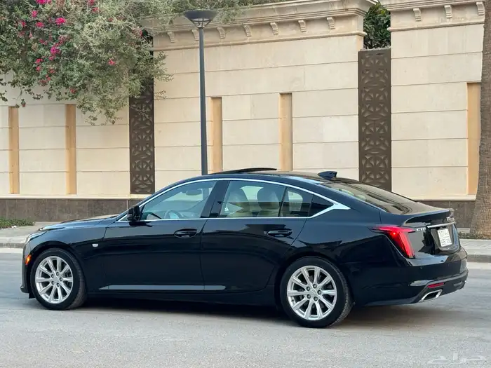 كاديلاك CT5 موديل 2024 ممشى 41 الف تحت الضمان والصيانة 9