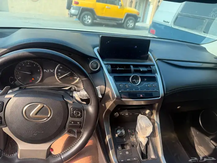 لكزس NX300 2020 0