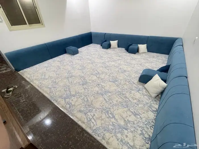 فرشة مع مجلس 1
