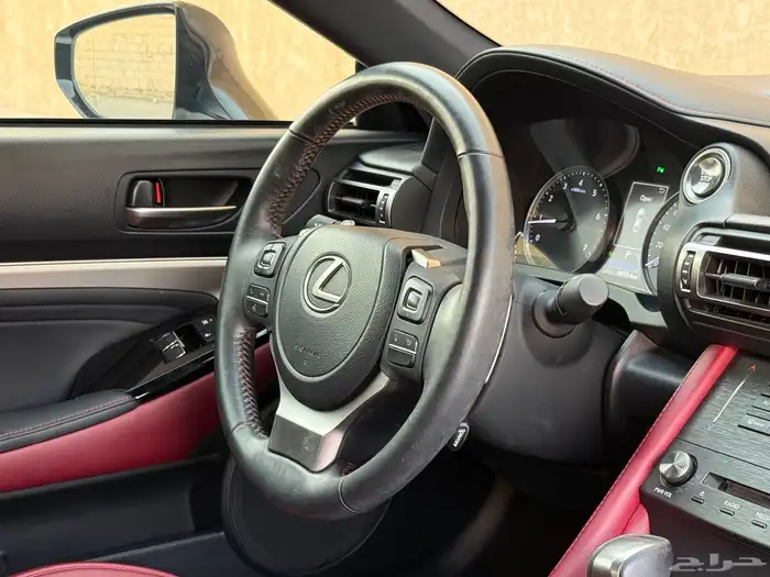 لكزس RC 350 2021 30
