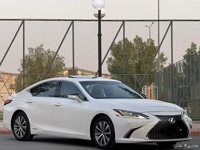 لكزس-ES300h-2020(ممشي92الف) 2