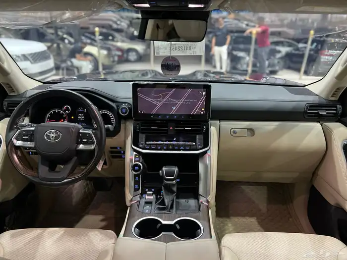 لاندكروزر 2024 L5 12