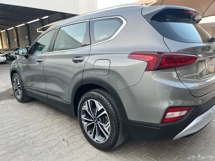 سنتافي 2019 بنزين سقف بانوراما دبل 7 مقاعد لدى قمة الاطلال 20