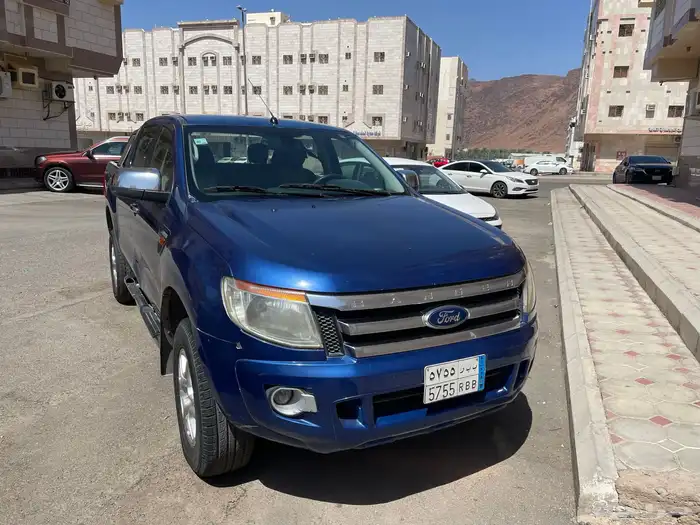 فورد رينجر 2015 XLT دبل 18