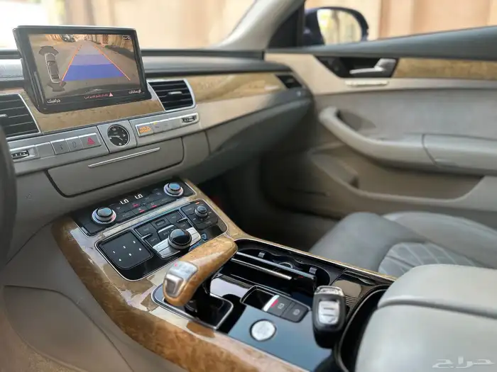 اودي Audi A8 مخزن 2012 11