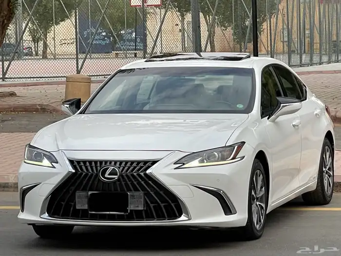 لكزس-ES300h-2022(ممشي63الف) 6
