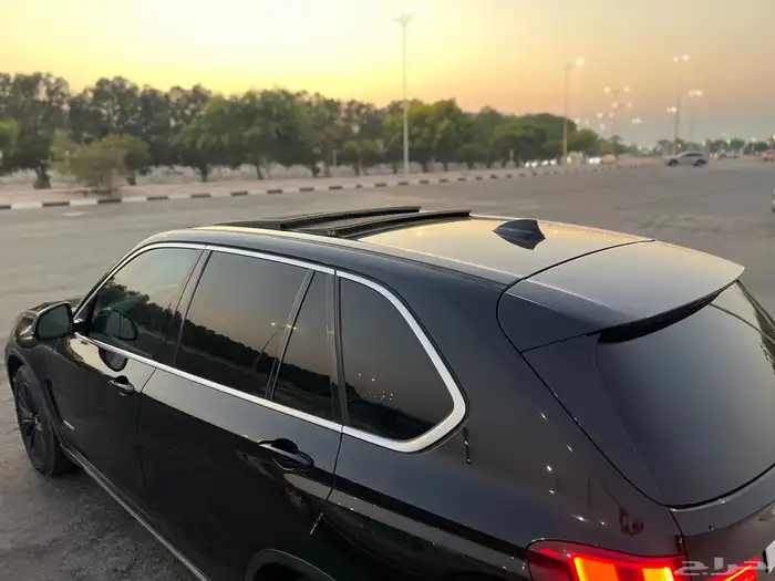 بي ام دبليو اكس 5 - BMW X5 V8 14