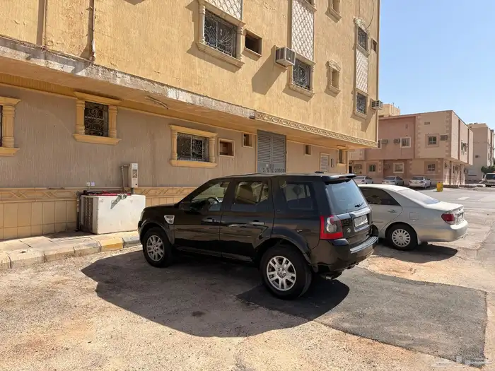 للبيع Land Rover LR2 موديل 2010 0