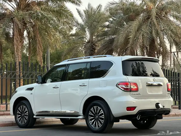 نيسان باترول موديل 2014 سعودي بلاتينيوم فل كامل V8 6