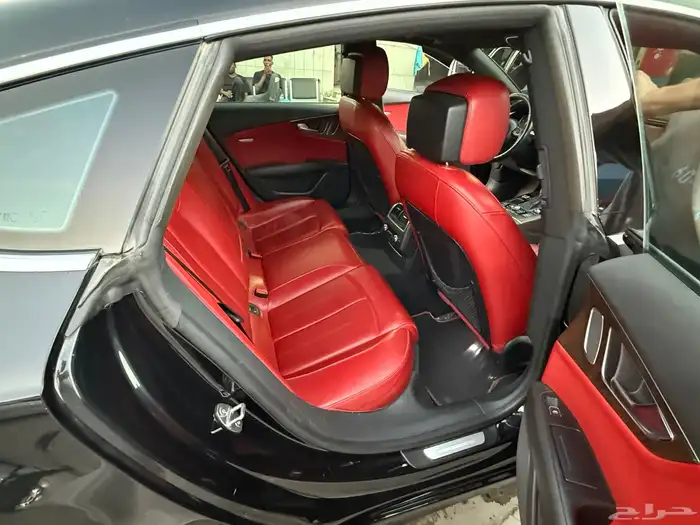 اودي A7 10