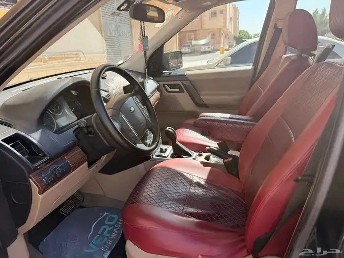 للبيع Land Rover LR2 موديل 2010 17