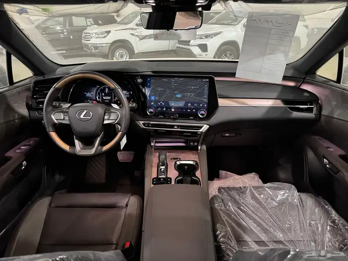 لكزس RX350 فئة BB بنزين 2025 5