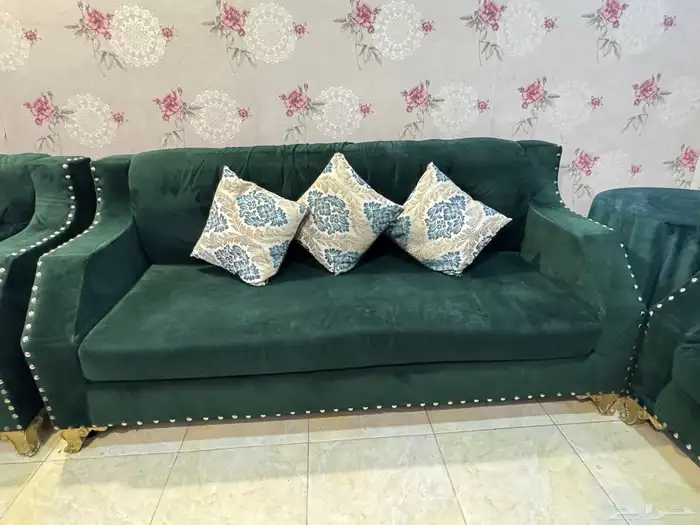 كنب طقم 5 قطع للبيع بي 300 6