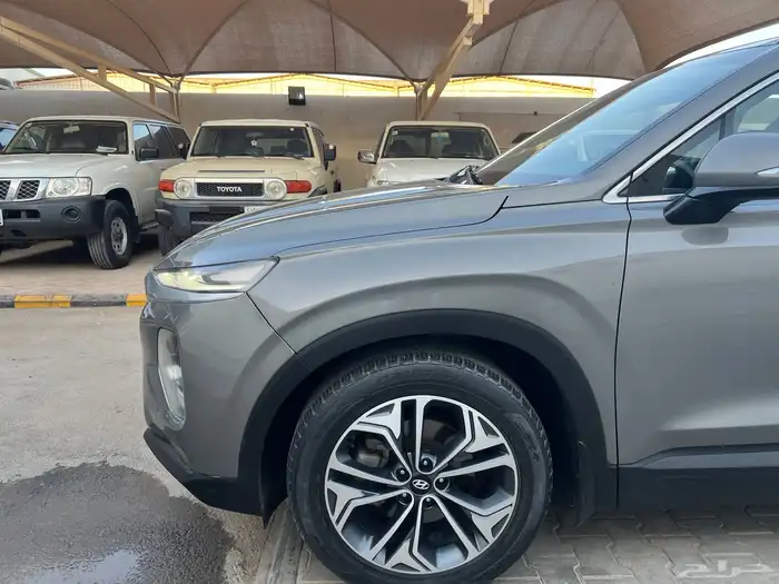 سنتافي 2019 بنزين سقف بانوراما دبل 7 مقاعد لدى قمة الاطلال 29