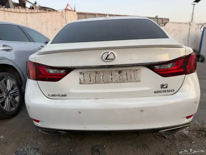 لكزس GSF 2015 تشليح قطع غيار لكزس 1