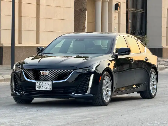 كاديلاك CT5 موديل 2024 ممشى 41 الف تحت الضمان والصيانة 2
