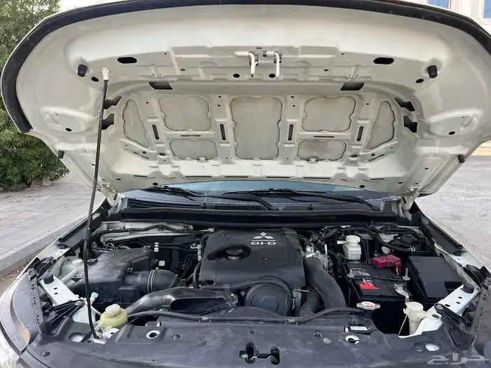 ميتسوبيشي L200 موديل 2021 ديزل 33