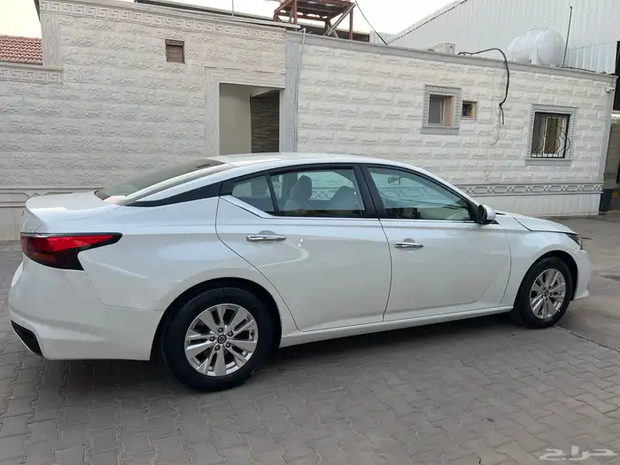 التيما 2021 استاندر ممشى 95.000 نظيف جدا لدى قمة الاطلال 17