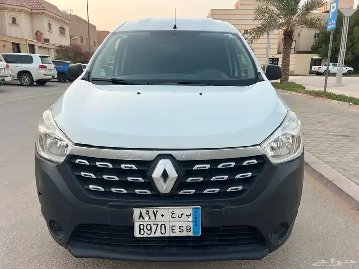 باص بضاعة فان رينو دوكر 2021 5
